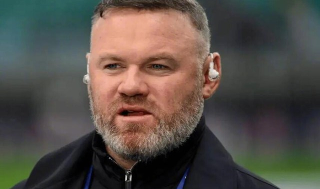 鲁尼称卡里克是曼联临时主帅理想人选，曼市德比将检验其执教能力|韦恩·鲁尼|霍兰德|托马斯-卡里克|哈维-阿隆索|利物浦_新浪体育_新浪新闻